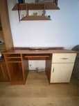 Solidne biurko w dobrym stanie