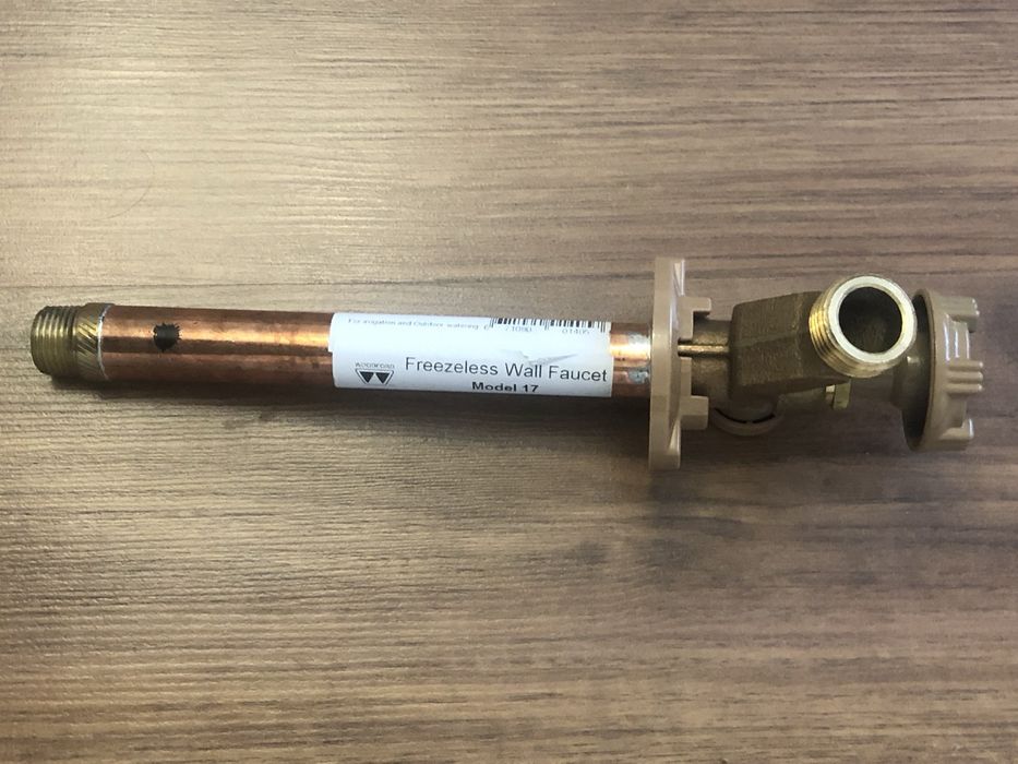 Кран садовий Woodford Модель 17, 6 дюймів