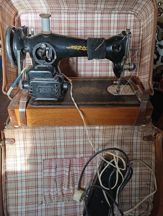 Швейна машинка на лектрична