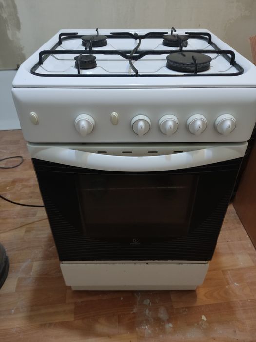 Газова плита INDESIT