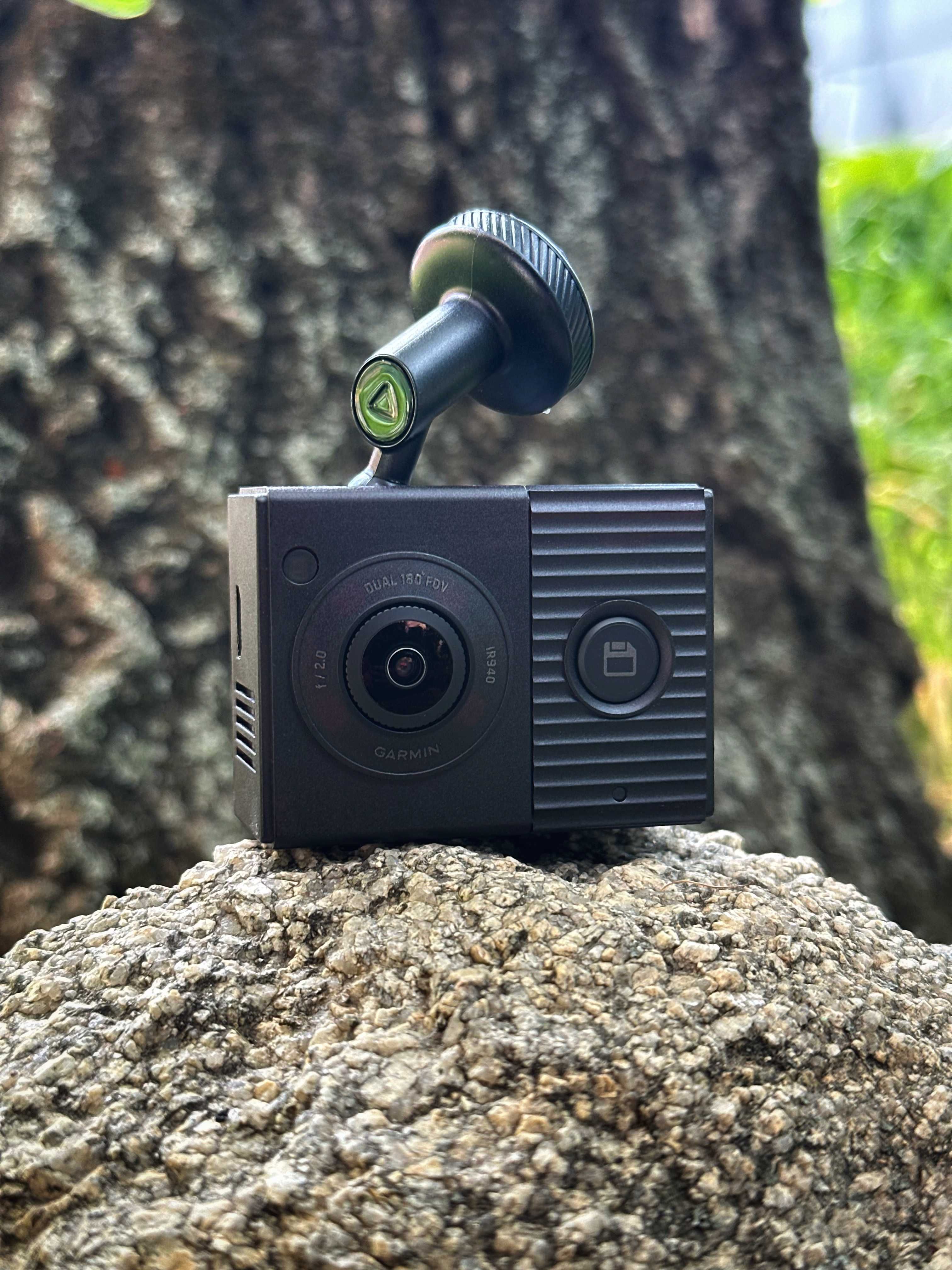 Новий відеореєстратор Garmin Dash Cam Tandem з офіційною гарантією