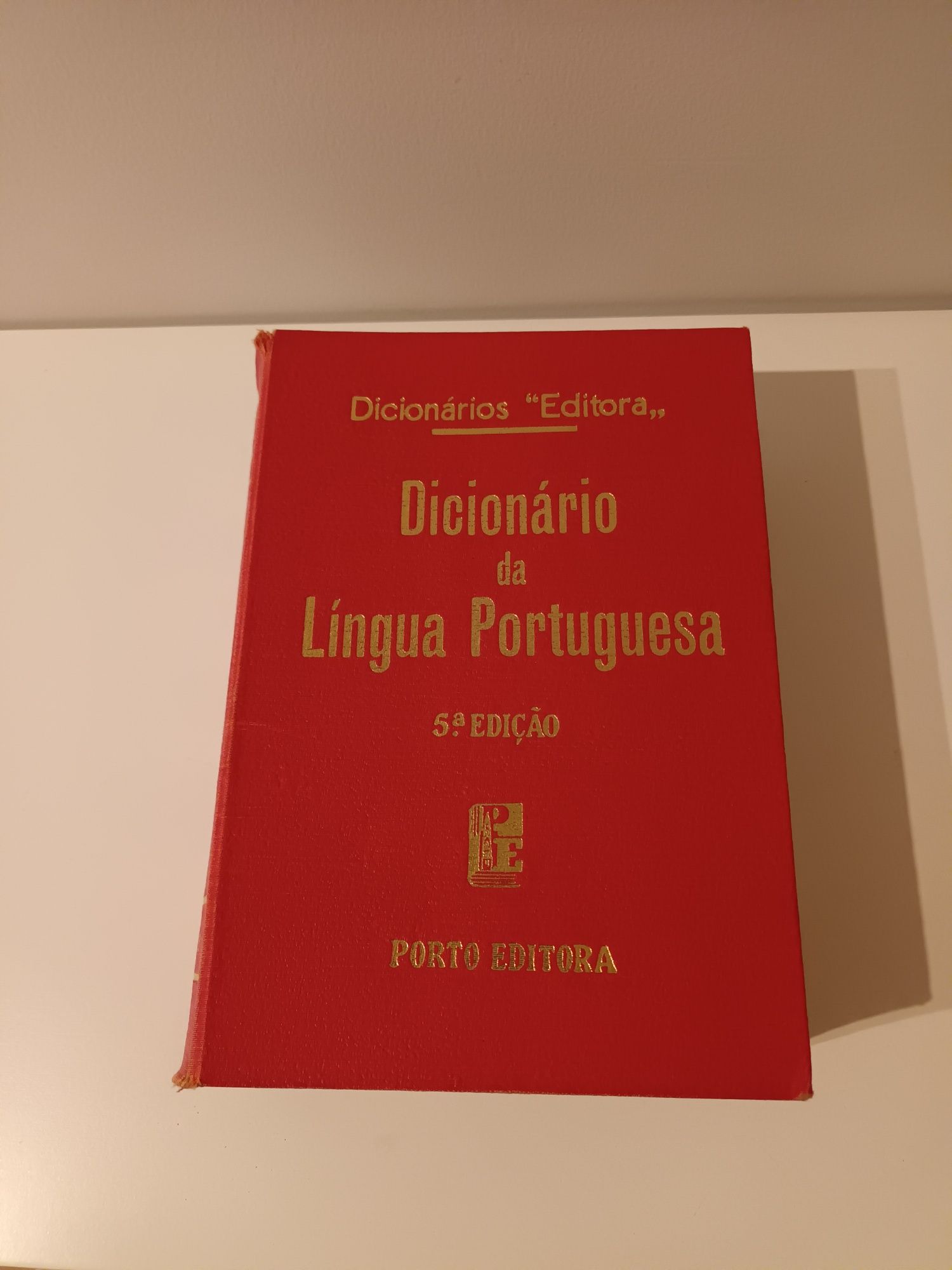 Dicionário da Língua Portuguesa