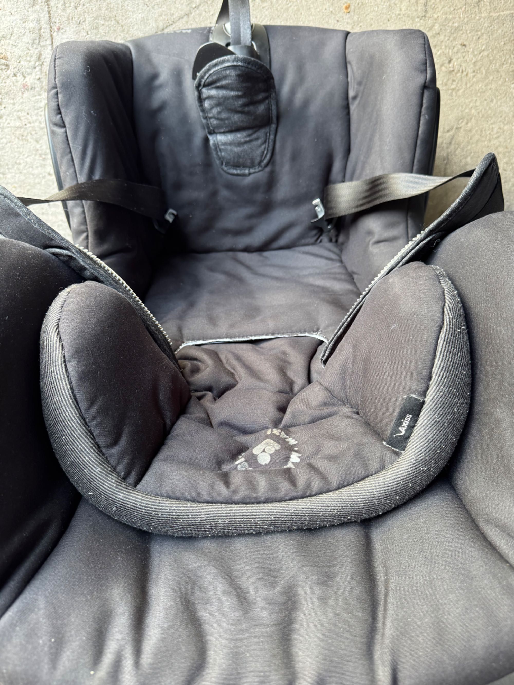Fotelik axiss obrotowy  maxi cosi