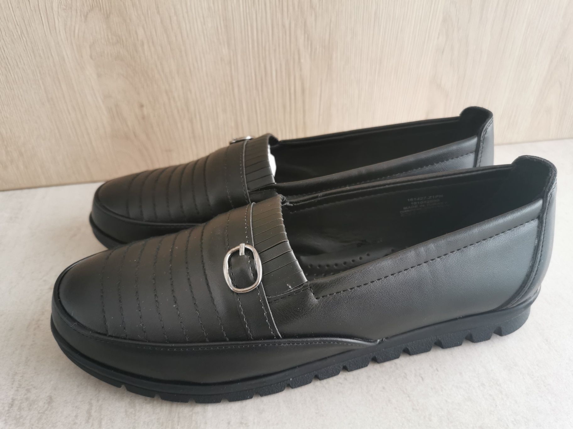 Półbuty damskie buty r 39 czarne