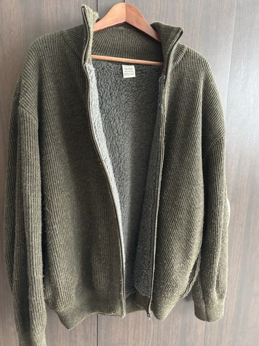 Casaco XL de malha grossa verde forrado a pelo cinzento