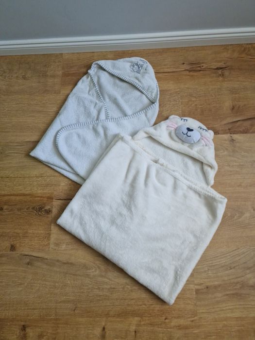 2x ręcznik kąpielowy niemowlęcy Disnay Baby - stan bardzo dobry