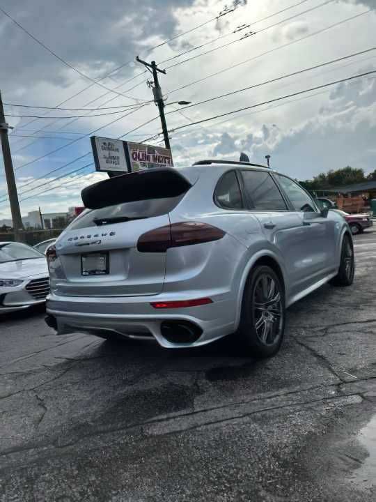 2017 Porsche Cayenne