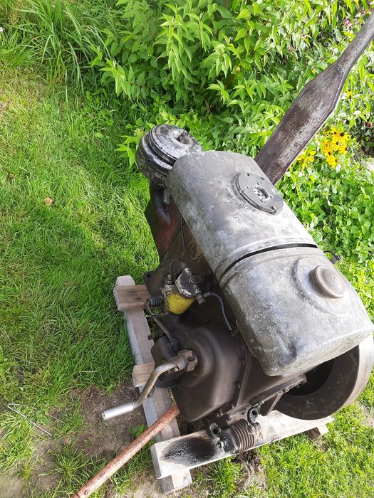 Silnik spalinowy ES320 sprawny