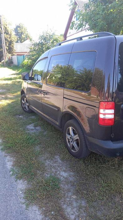 Продам автомобіль VW Caddy