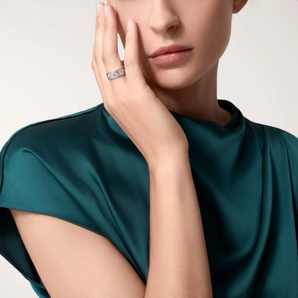 Кольцо в стиле Cartier LOVE Белое золото 750 проба