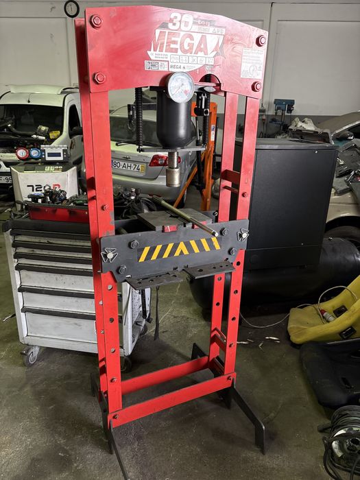 Vendo prensa como nova