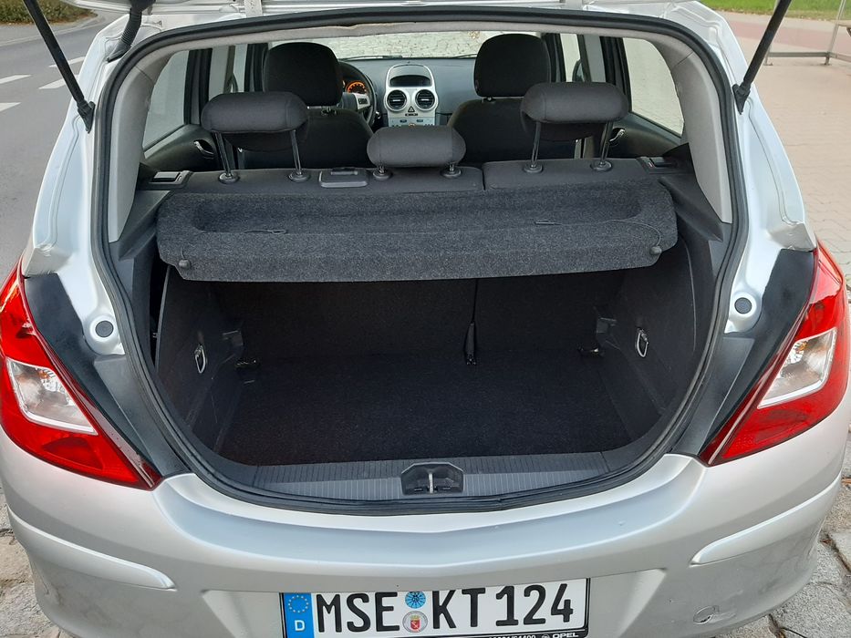 Opel corsa 1.2 benzyna rok 2007
