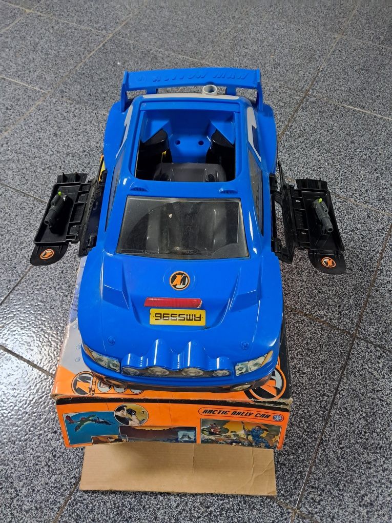 Carro action man