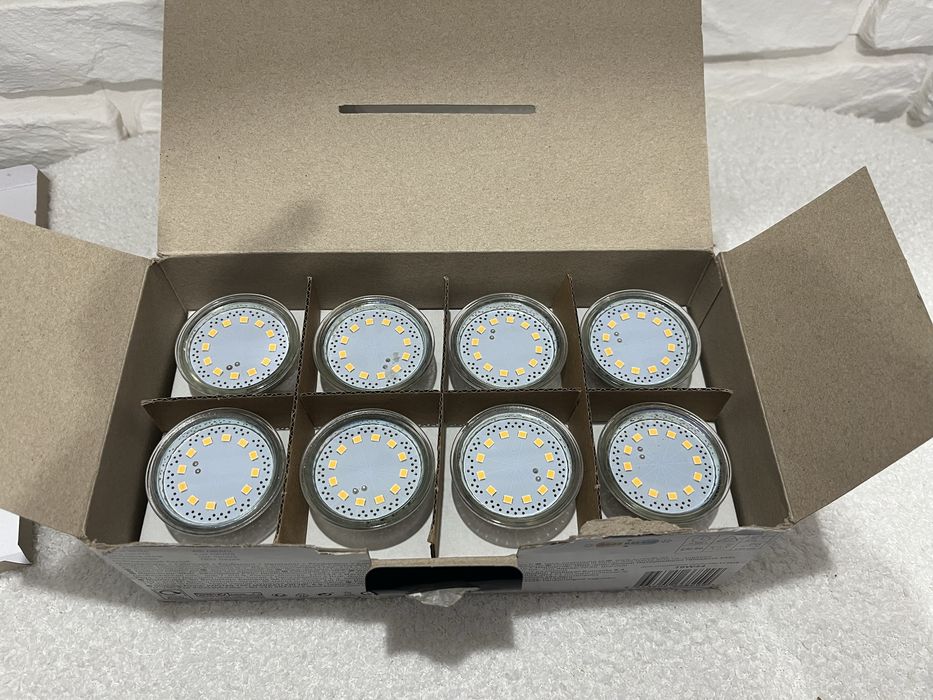 zestaw świetlówek, żarówki GU10