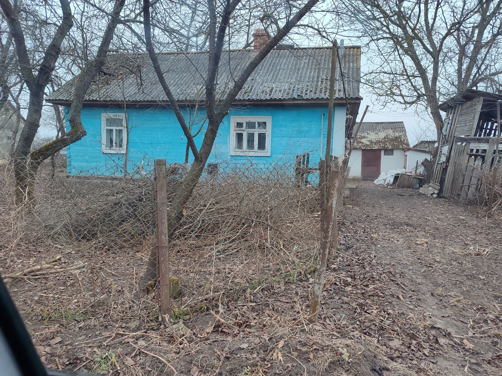 Продам будинок в шкарові терміново