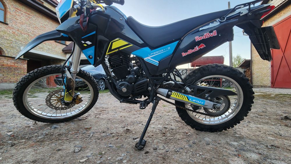 Продам мотоцикл Lifan LF250GY-3 ( kpx 250 ) enduro