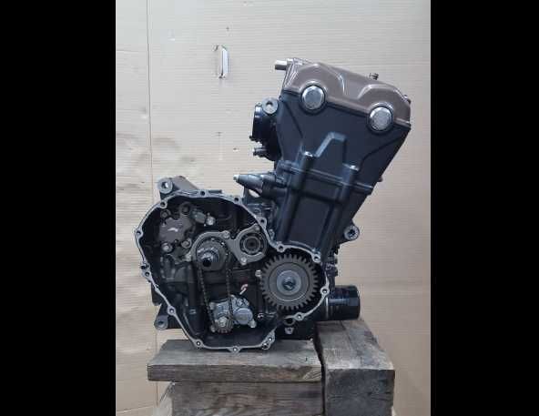 Silnik CB500 CBR500 IDEAL Honda słupek 2019- cb500r cb500f PC62E