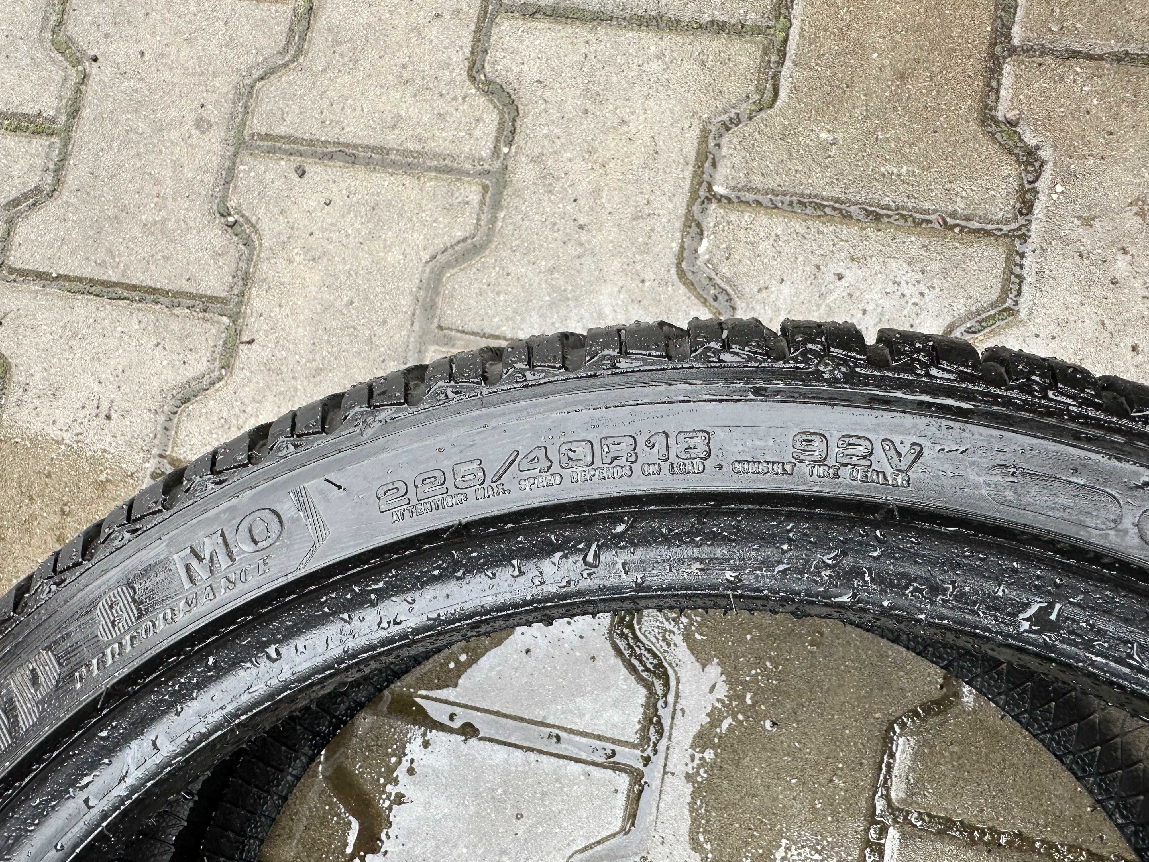 225/40r18 Goodyear ultragrip 8
