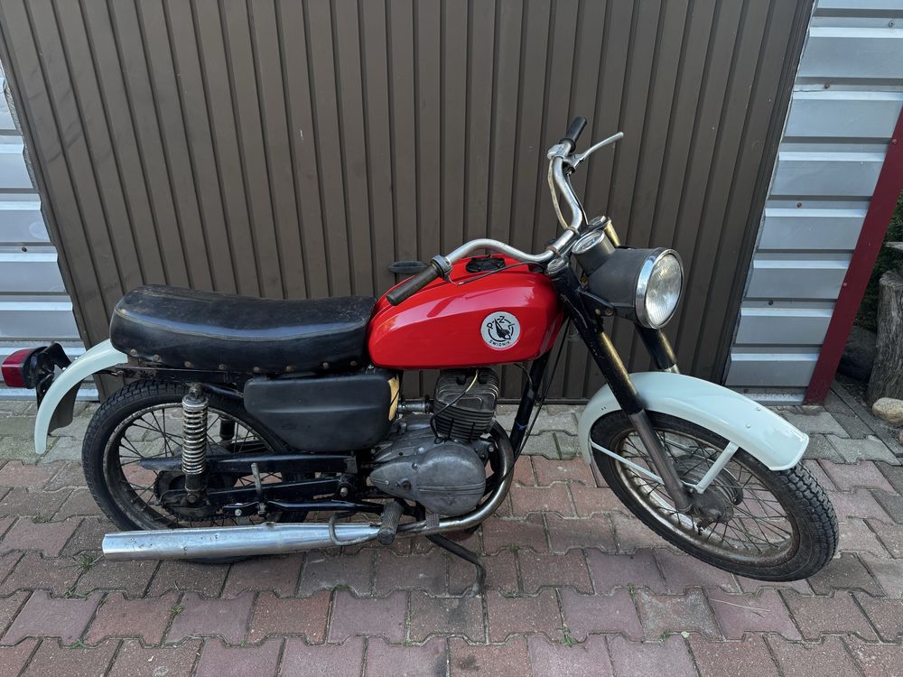 Wsk 125 85rok ( wfm shl junak )