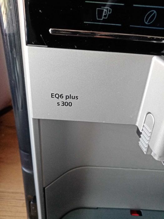 Ekspres Siemens EQ6 plus S300 sporadycznie używany od stycznia 2025!