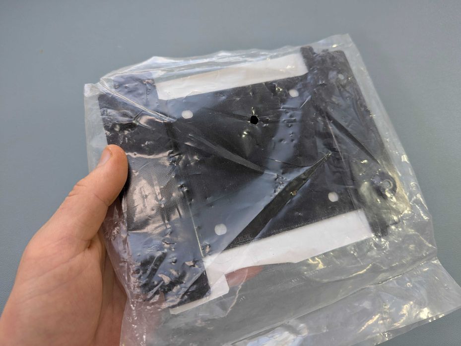 Кронштейн для моніторів BN68-00174G-00 подставка для екрану