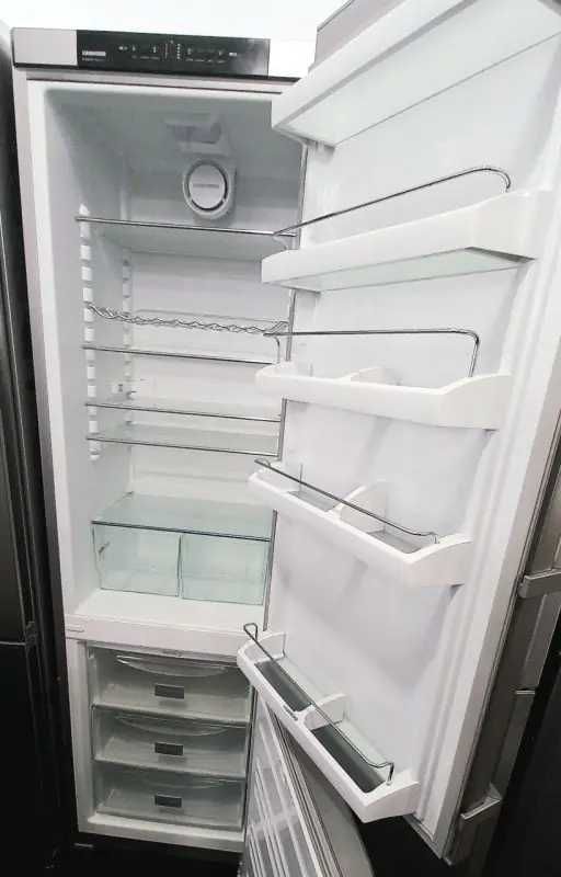 Liebherr CNPesf 4033 холодильник  201х60х63 см  No Frost  SuperFrost