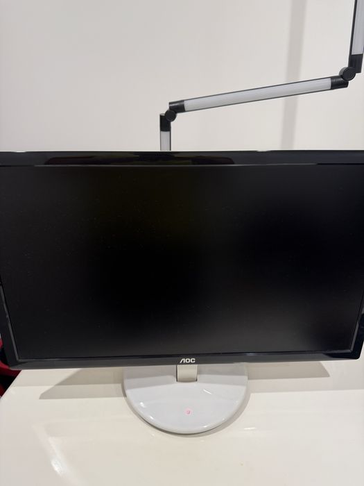 Monitor AOC 1920x1080p - Exelente estado