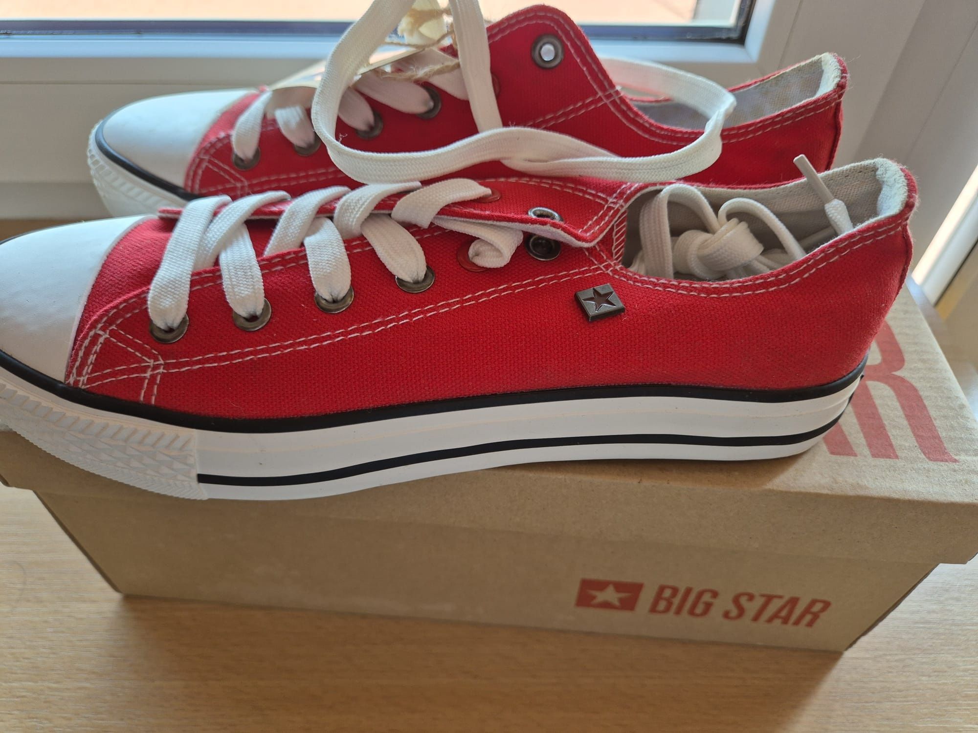 Trampki czerwone Big Stara rozmiar 40