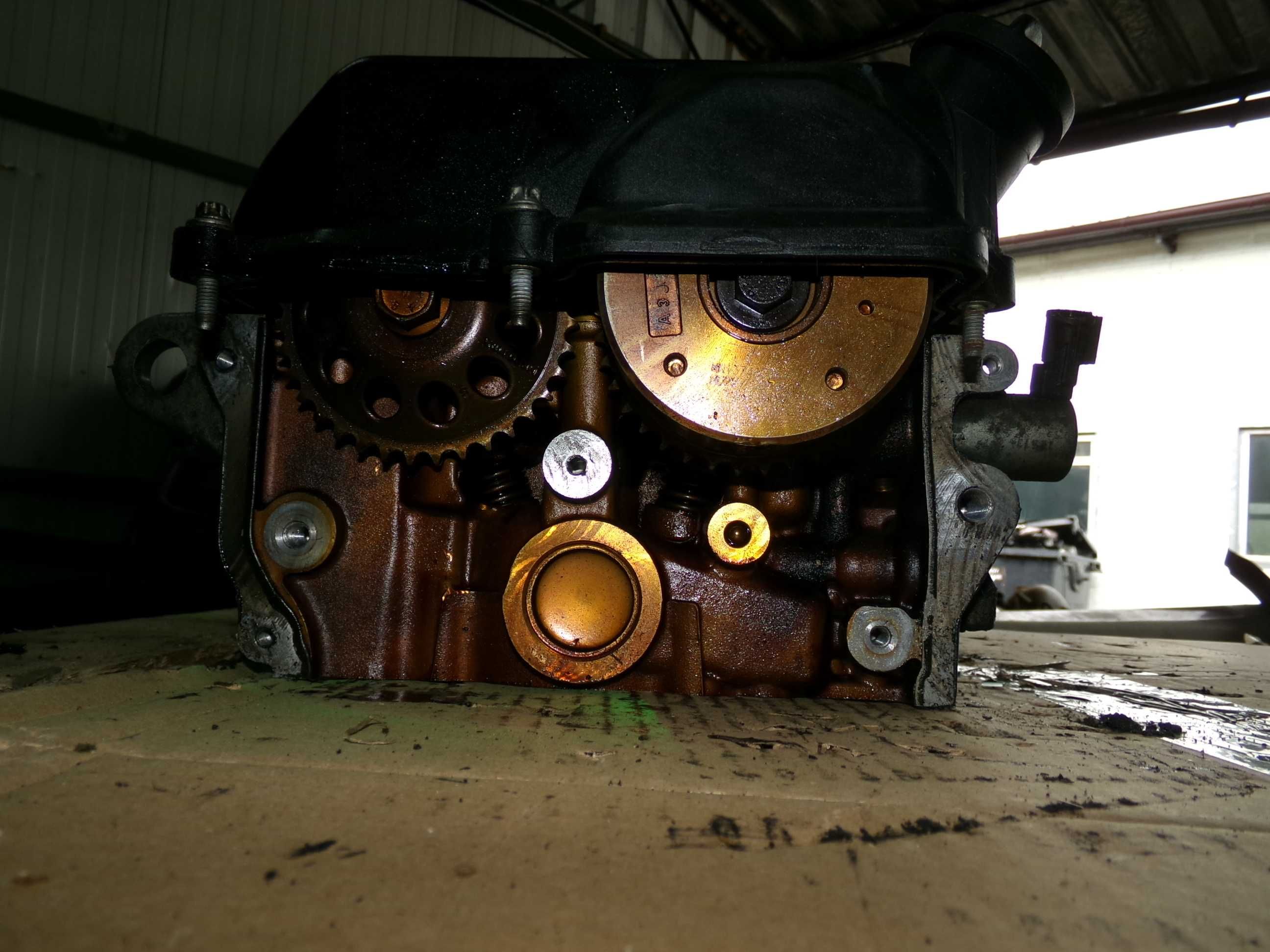 Maj55 Głowica silnika mitsubishi colt 1.3 VI MN155154K wysyłka