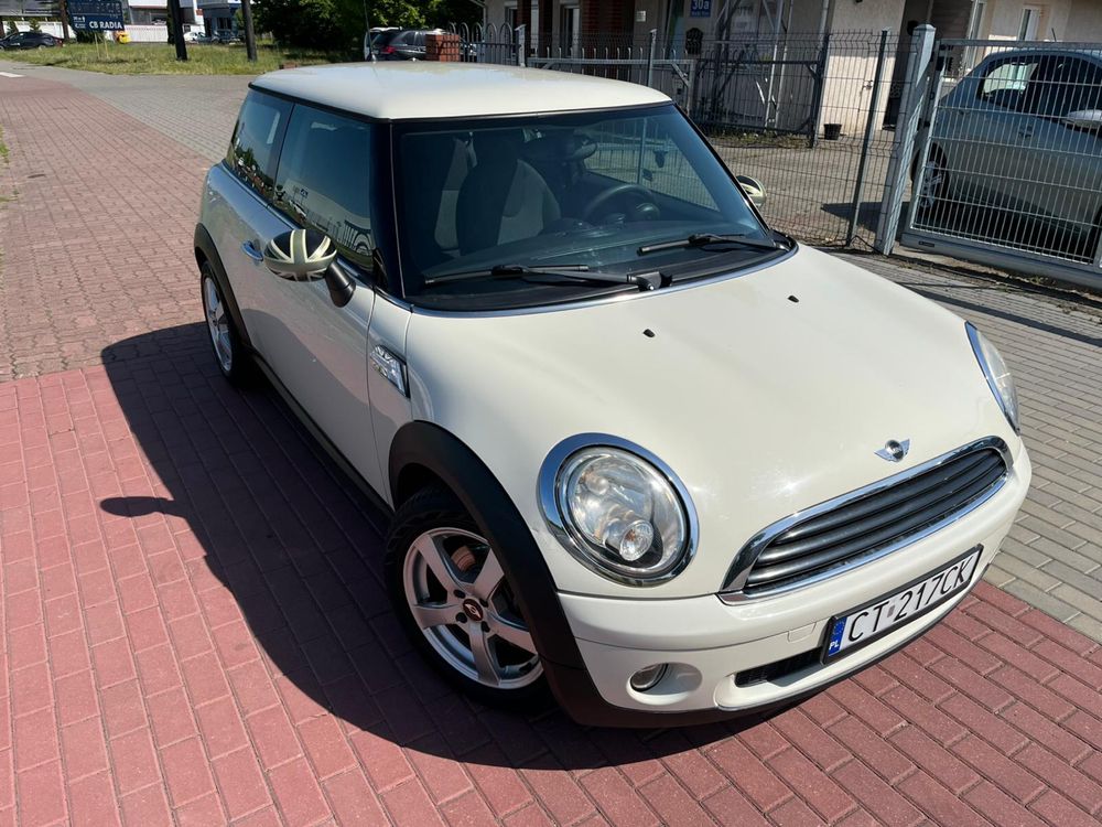 Mini OnE nowy rozrzad, opony, oleje, tarcze i klocki nowe !!!