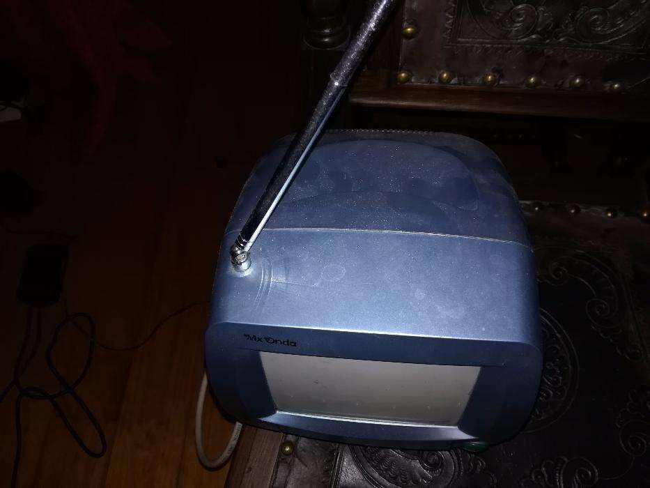 Televisão/Rádio portátil