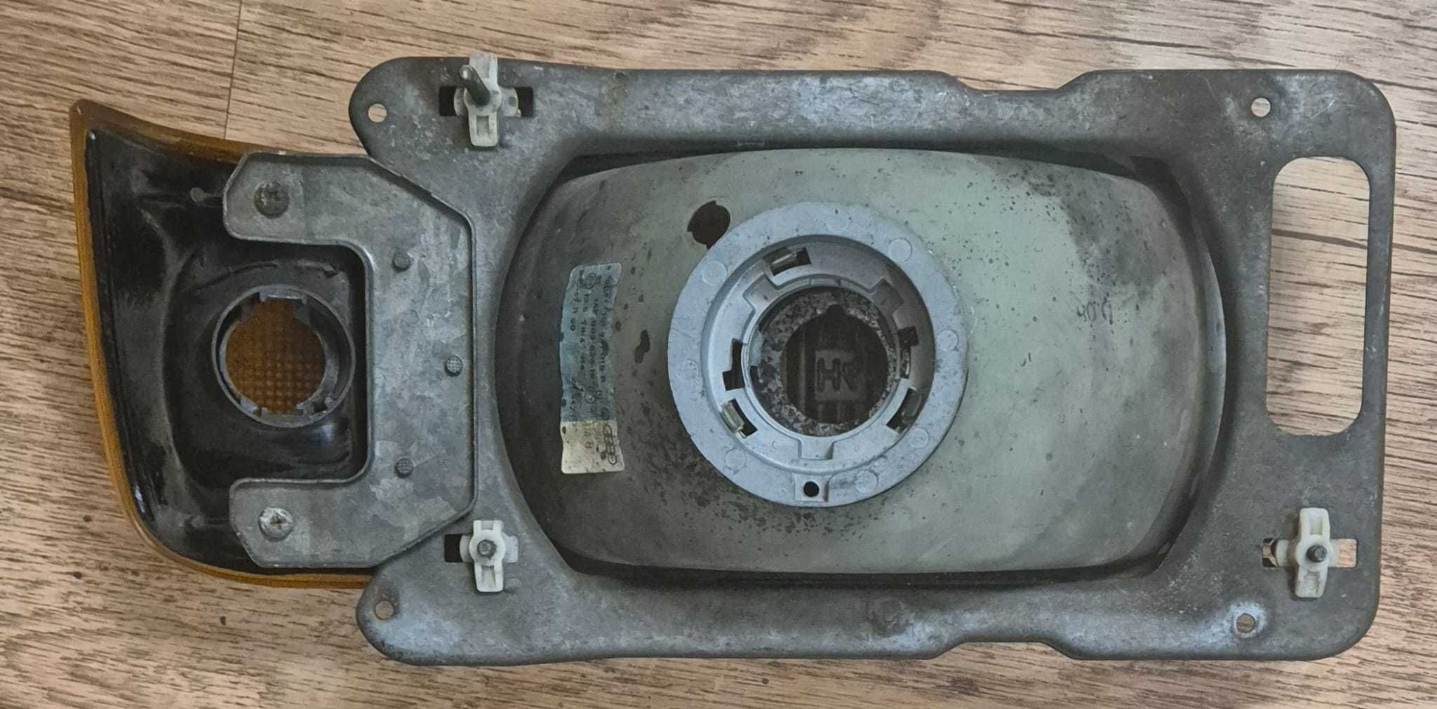 Lampa Przednia Prawa+ Kierunek VW JETTA MK1 (79-84r.) Oryginalna HELLA