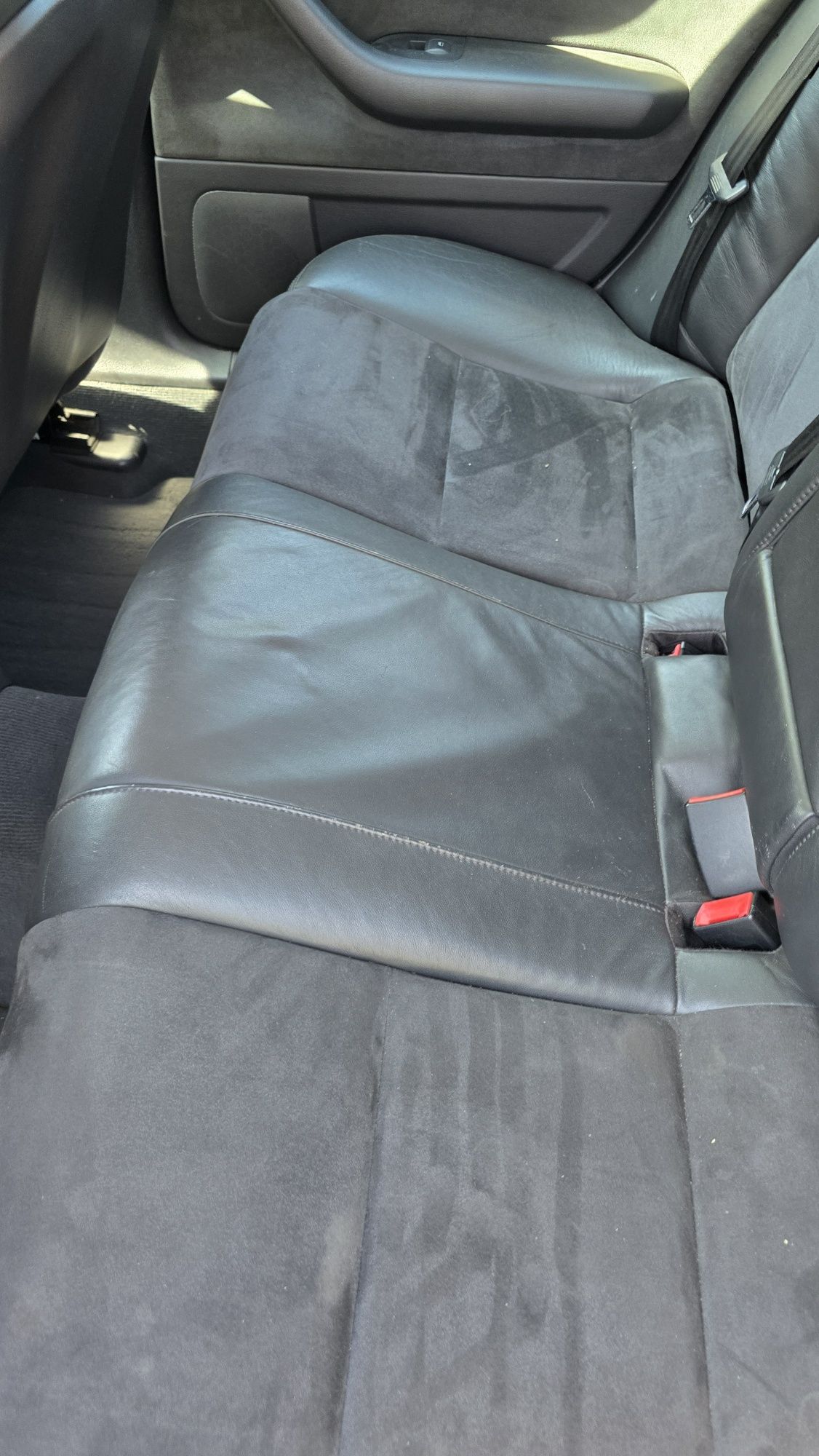 Fotele kanapy boczki Audi A4 B6 B7 Alcantara pamięć Europa