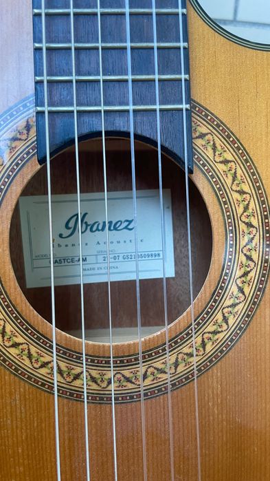 Guitarra eletroacústica Ibanez + bolsa