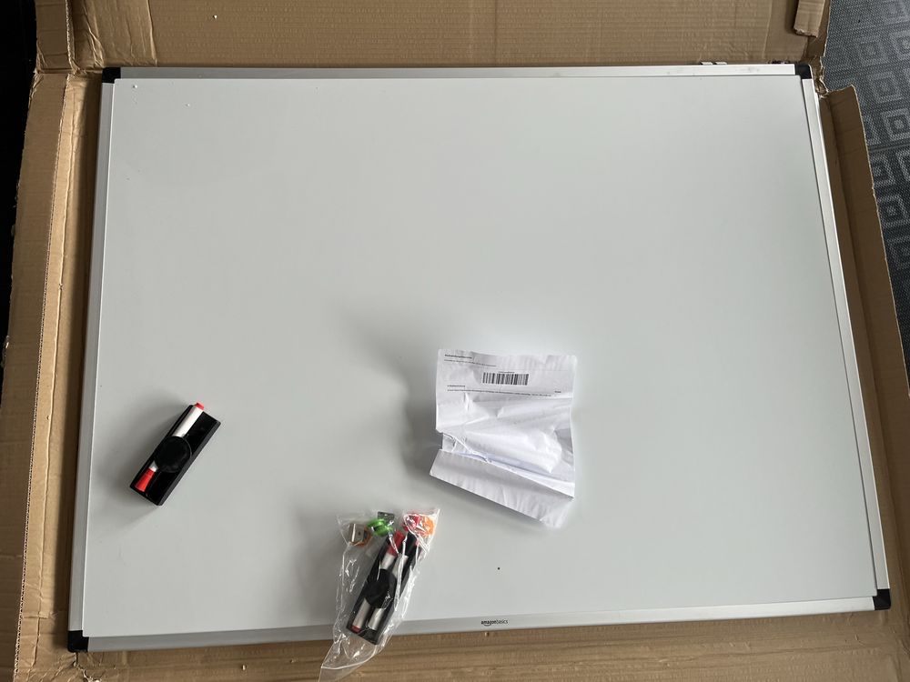 Tabloca magnetyczna amazon basics 120x90 cm