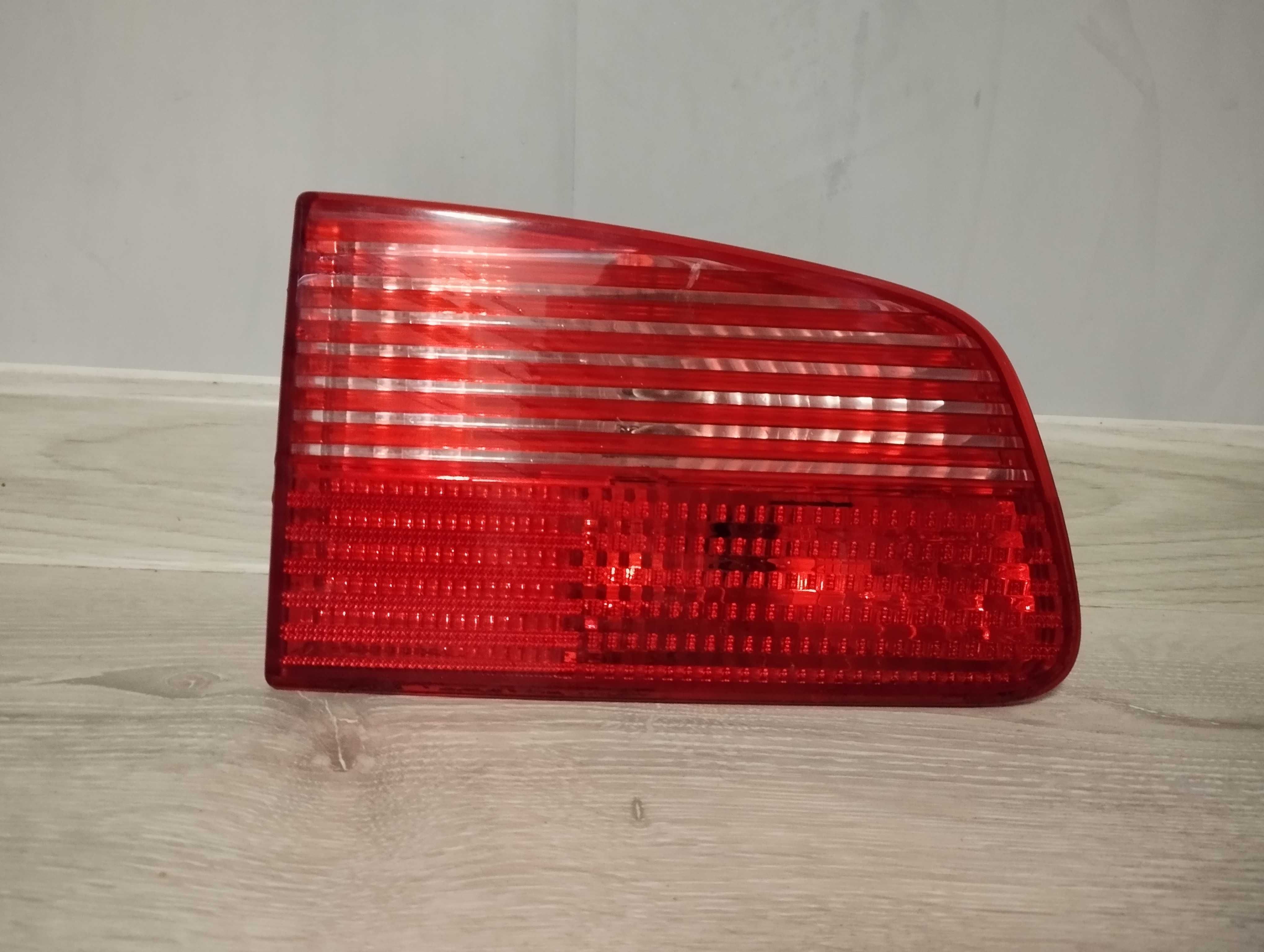 Lampa lewa lewy tył Saab 9-5 95  ]