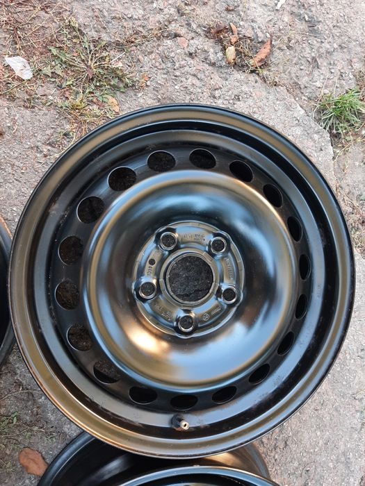 Диски 5-112 R15 Volkswagen Golf 7,Golf 8 Skoda Octavia A7