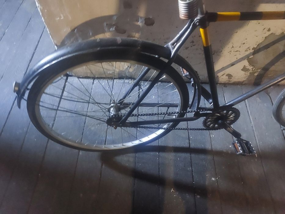 Stary zabytkowy rower prawdopodobnie ukraiński