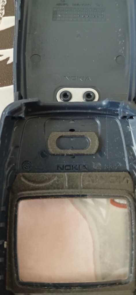 Nokia 3310      .