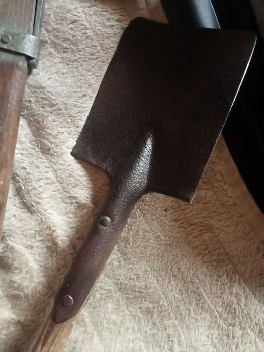 Stara szabla kindżał Afryka Łopatka piechoty Saperka i Toporek WH 2wś.