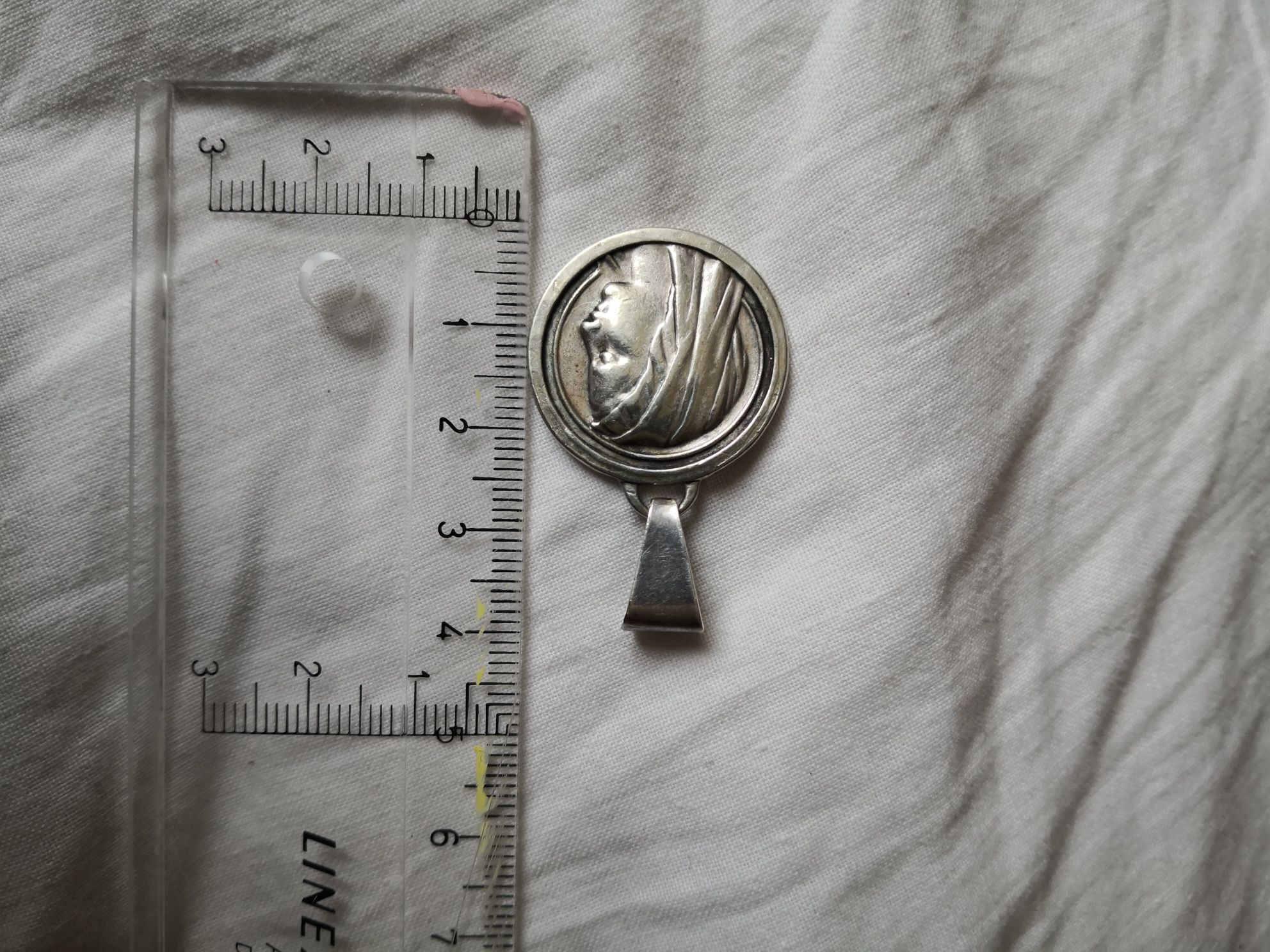 Duża srebrna stara zawieszka wisior medalik matka boska srebro biżuter