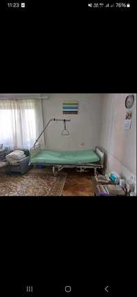 Медичне ліжко для лежачих хворих