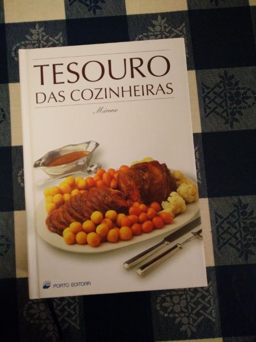 "Tesouro das Cozinheiras" - P. Editora.