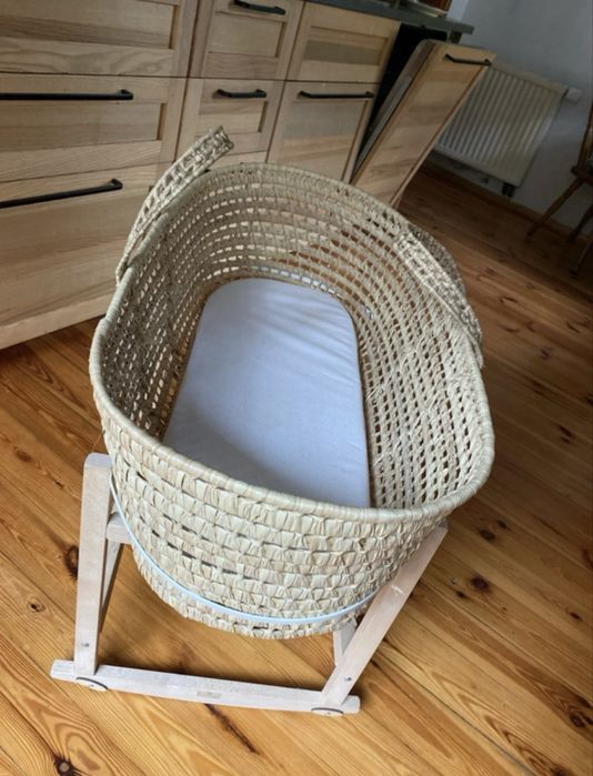 Kosz Mojżesza z bujakiem drewnianym