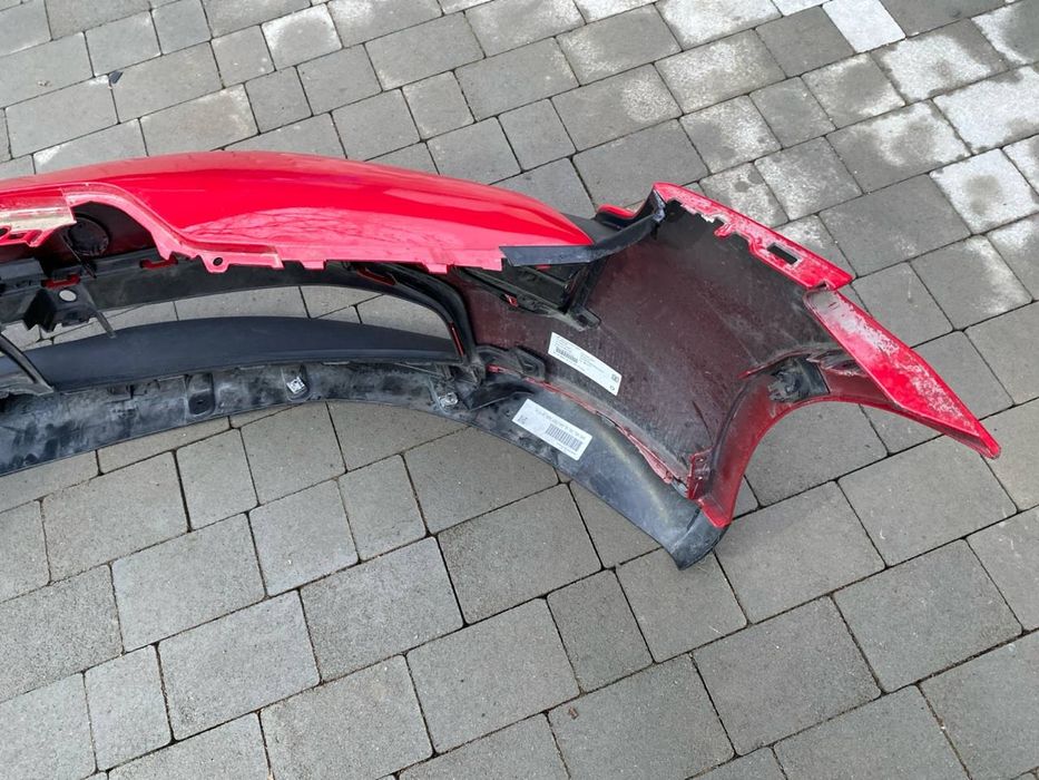 Porsche taycan gts  бампер передній