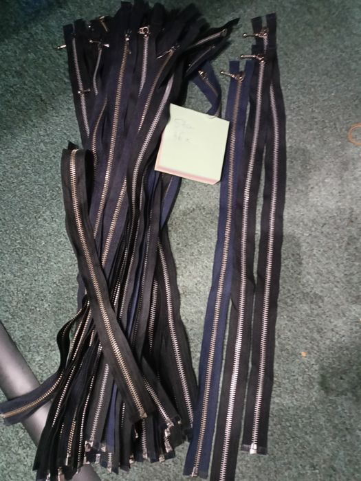 Zamki błyskawiczne, suwaki metalowe