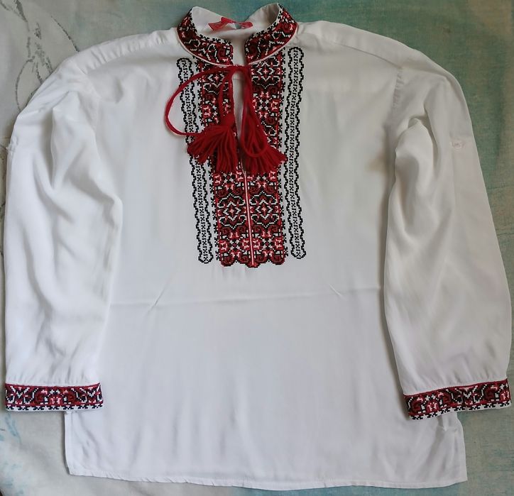 Вишиванка Piccolо