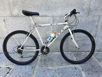 Bicicleta BTT TAGA