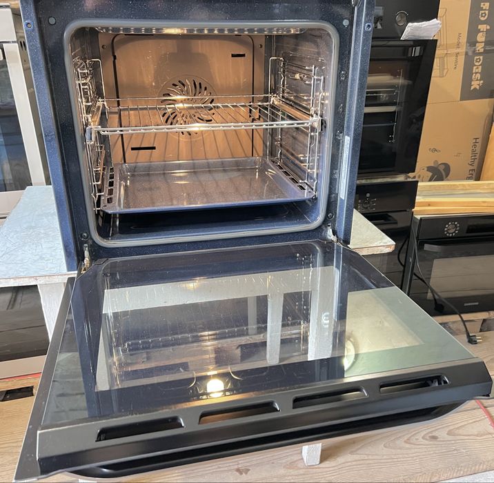 Духовка духовка Samsung (Малайзія)