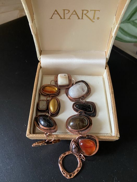 Bransoletka vintage kolorowe kamienie w zlotej oprawie